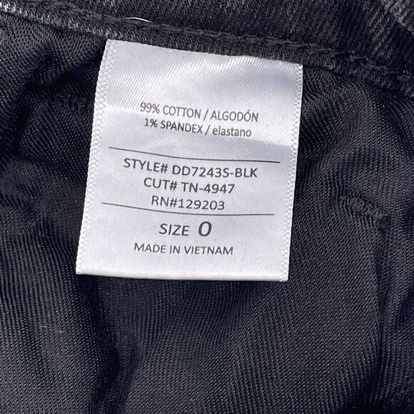 Fashion Nova Sz 0 Black Slim Straight Leg Jeans High Rise Raw Bottom Hem Juniors - Picture 7 of 8